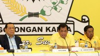 Ketua harian Partai Golkar Nurdin Halid memimpin sidang pleno di Kantor DPP Partai Golkar, Jakarta, Selasa (21/11/2017).