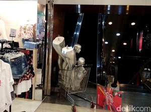 3 Desember Ditutup, Matahari di Mal Taman Anggrek Cuci Gudang