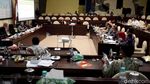 DPR Bersama Kemendagri-KPU-Bawaslu Bahas Revisi PKPU