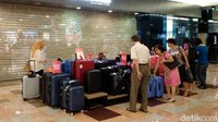 Berdasarkan pemantauan detikFinance, Selasa (21/11/2017), gerai Matahari di Mal Taman Anggrek terdiri dari 4 lantai. Gerai ini akan ditutup pada 3 Desember 2017. Namun meski masih menyisakan beberapa hari lagi, Matahari sudah mulai melakukan penutupan satu lantai. Hari ini lantai paling atas yang berada di level L2 telah ditutup.