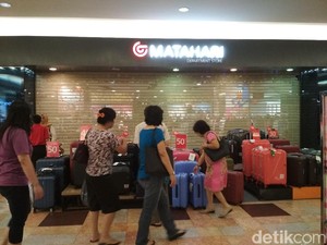 Matahari di Mal Taman Anggrek Mulai Tutup Satu Lantai