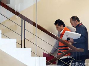 Setya Novanto: Ditahan, Tidur Terus tapi Menolak Dicopot