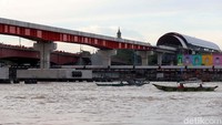 LRT Palembang membentang dari Bandara Sultan Mahmud Badaruddin II sampai ke Ogan Permai Indah mal Jakabaring.