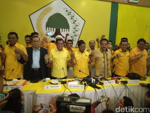 Tunggu Praperadilan, Golkar Putuskan Novanto Masih Ketua DPR