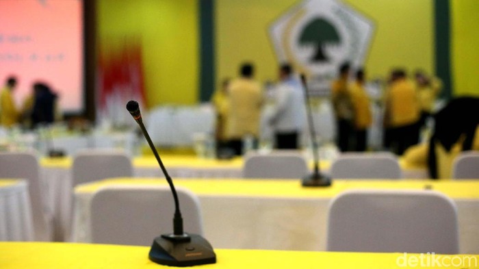 Bursa Pilgub Sultra di Bawah Bayang-bayang Kasus Ridwan Kamil