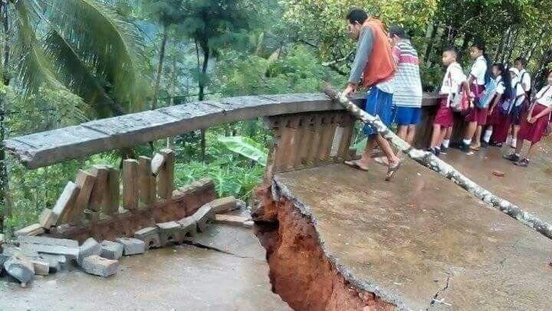 SD di Trenggalek Ini Rusak Akibat Tanah Longsor SD di Trenggalek Ini Rusak Akibat Tanah Longsor