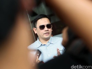 Farhat Abbas Desak Bawaslu Periksa Andi dan Sandi soal Rp 500 M