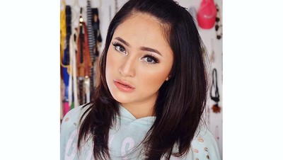 Selain Shafa Aliya, Marshanda Juga Punya Body Goals Lho