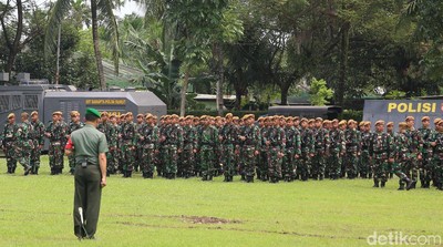 Melihat Apel Kesiapan Pengamanan Pernikahan Bobby - Kahiyang