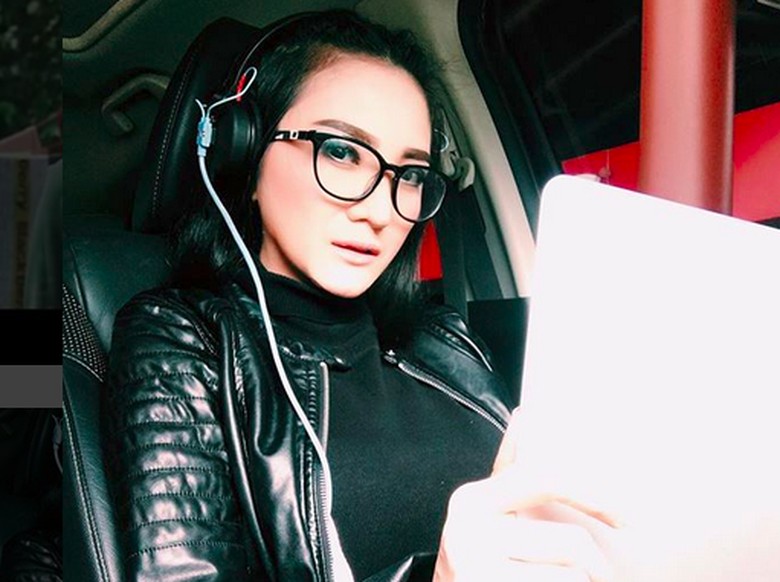 Duh! Kiki Amalia Kerap Digoda Pria Beristri Duh! Kiki Amalia Kerap Digoda Pria Beristri