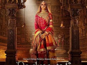 Deepika Padukone Bantah Ada Adegan Intim di Film Padmavati