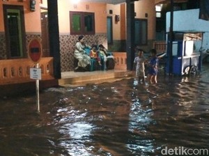 Banjir Landa 12 Desa dan Kelurahan di Pasuruan
