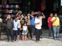 Warga Medan potret simulasi kirab Kahiyang-Bobby / 