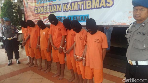 7 pelaku diamankan polisi, 4 di antaranya pelajar.