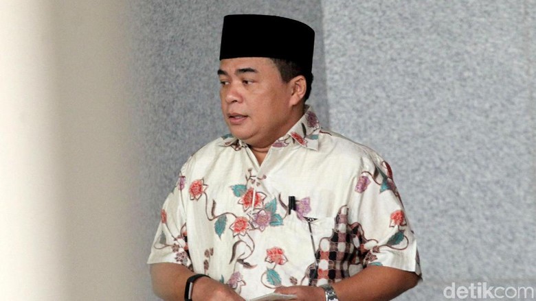 Akom Kembali Disebut Terima Uang USD 100 Ribu Jatah Proyek e-KTP Akom Kembali Disebut Terima Uang USD 100 Ribu Jatah Proyek e-KTP