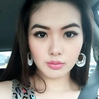 Jennifer Aiko adalah wanita cantik berdarah Padang. Dia merupakan pesulap yang ahli dalam hal gaib di luar nalar manusia. Ia mulai dikenal saat tampil di acara sulap Neo Gara Gara Magic. Foto: Instagram