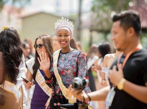 Foto: Ini Ayan Said, Hijabers Pertama yang Jadi Juara di Miss Global 2017