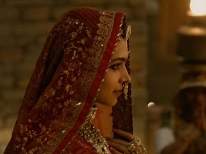 Penemuan Mayat Digantung Menambah Teror Kelam Kontroversi Film Padmavati