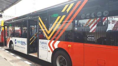 Melihat Metrotrans Pengganti Metromini yang Ramah Difabel