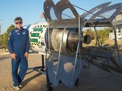 Ini Pria yang Terobsesi Buktikan Bumi Datar Pakai Roket Sendiri