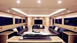Foto: Mengintip Yacht Mewah Baru Milik Jackie Chan