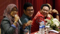 Para pakar memberikan penjelasan perihal internet sehat guna merajut kebangsaan. Bukan justru menjadi sarang Hoax dan memecah belah bangsa.