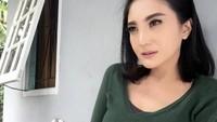 Ia lebih membutuhkan kebahagiaan lahir dan batin yang hakiki. (Dok. Instagram/kikiamaliaworld)