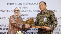 Program pembiayaan oleh bank ini khusus diberikan kepada faskes untuk membantu percepatan penerimaan pembayaran klaim pelayanan kesehatan melalui pengambilalihan invoice sebelum jatuh tempo pembayaran.