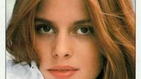 Nastassja Kinski seorang aktris Jerman berjuang melawan narkolepsi yang diidapnya. Walau kondisinya seperti itu, ia sudah membintangi lebih dari enam puluh judul film.
