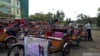 Saat simulasi, hanya ada 9 becak motor yang disiapkan.