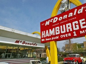 Duh, Replika Gerai Pertama McDonalds Akan Segera Dibongkar!