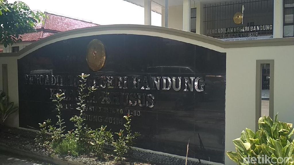Sidak PN Bandung, Ombudsman Dapat Info Hakim Pelesiran ke Bali Sidak PN Bandung, Ombudsman Dapat Info Hakim Pelesiran ke Bali