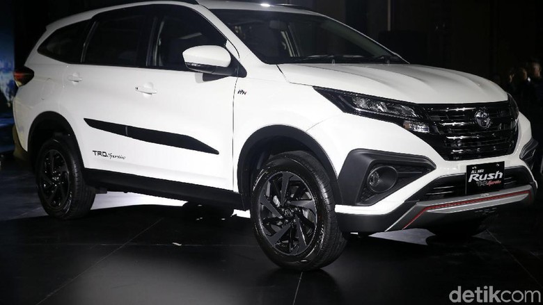 Modifikasi Mobil Terios Hitam - Arena Modifikasi