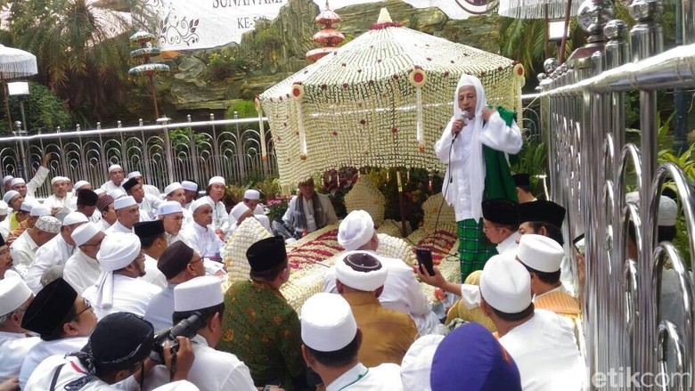 Hadhramis di Indonesia, dari Pengaruh Ulama sampai Teroris Hadhramis di Indonesia, dari Pengaruh Ulama sampai Teroris