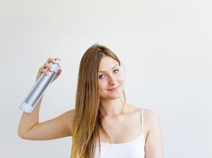 Hati-hati Simpan Dry Shampoo, Salah Tempat Bisa Meledak