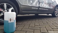 konsumsi bahan bakar Grand Livina yang ditumpangi detikOto mencapai lebih dari 19 km/liter. Bahkan, konsumsi bahan bakar rata-rata yang ada di MID mobil salah satu peserta menunjukkan angka 20,7 km/liter setelah menempuh 135,1 km.  Foto: Rangga Rahadiansyah