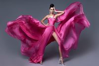 Kritik dan Dukungan untuk Bunga Jelitha yang Gagal ke Top 16 Miss Universe