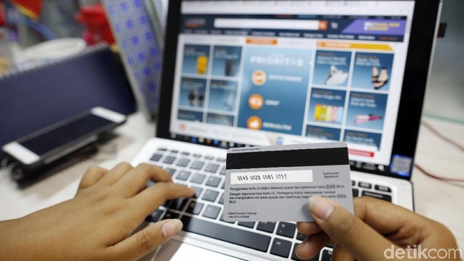 Belanja Online dari Luar Negeri di Atas Rp 1 Juta Kena Pajak