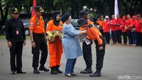 Diacara tersebut, Megawati hadir untuk menutup pelatihan Banguna PDIP.