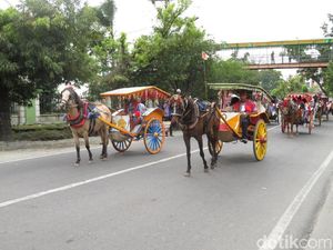 Ini Kereta Kencana dari Solo di Geladi Kirab Pernikahan Kahiyang-Bobby