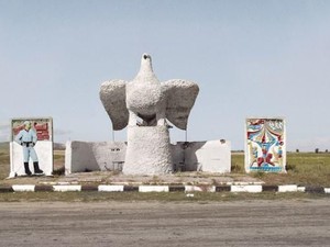 Halte Bus Uni Soviet yang Berbentuk Tak Biasa