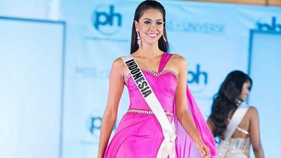Foto: Gaya Mempesona Bunga Jelitha di Penjurian Miss Universe 2017