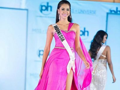 Foto: Gaya Mempesona Bunga Jelitha di Penjurian Miss Universe 2017