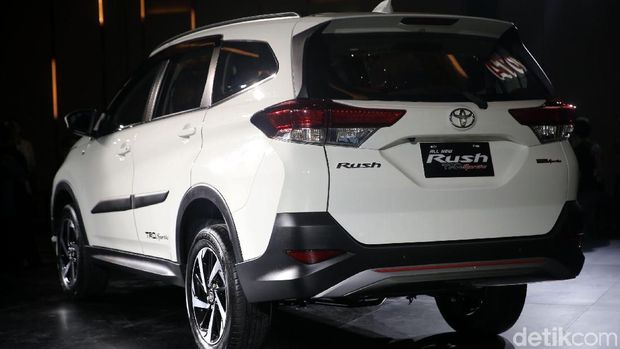 Kembar, Apa Saja Beda Toyota Rush-Daihatsu Terios?