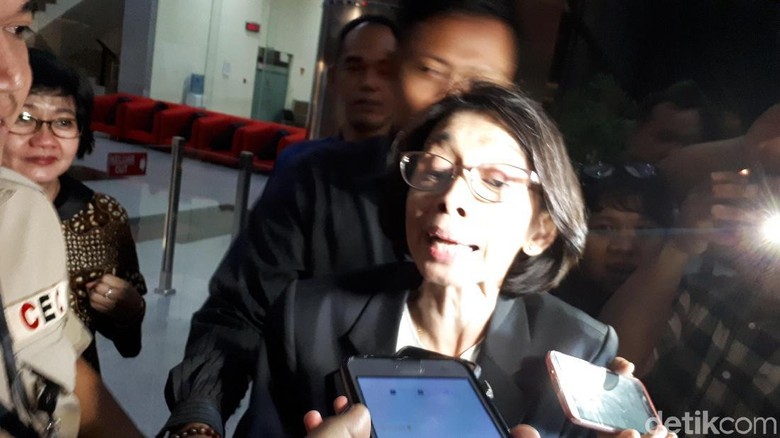 Diperiksa 12 Jam soal Novanto, Plt Sekjen DPR: Ditanya Administrasi Diperiksa 12 Jam soal Novanto, Plt Sekjen DPR: Ditanya Administrasi