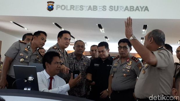 Pujian Kapolda Jatim untuk Command Center Polrestabes Surabaya