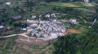 Desain perumahan yang saling tumpang tindih ini cukup menarik untuk ditiru. Mungkin di Jakarta mau dibangun seperti ini? (dok. Rural Urban Framework)
