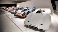Juga ada mobil-bobil sport edisi terbatas (The Royal Automobile Museum/Facebook)