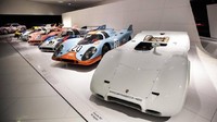 Museum ini juga dilengkapi dengan narasi elektronik dalam bahasa Arab, Inggris, Spanyol, Prancis, dan Jerman (The Royal Automobile Museum/Facebook)