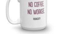 Mungkin Anda salah satu orang yang nggak bisa kerja kalau belum minum kopi. Mug inipun cocok dimiliki. Foto: Istimewa